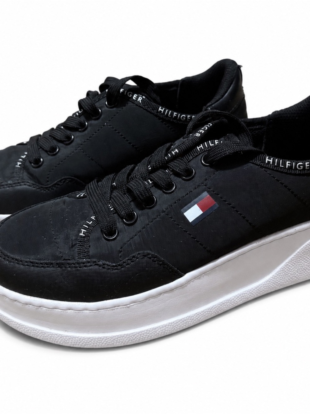 Tommy Hilfiger Black Lace-Up Platform Sneakers with Signature Flag